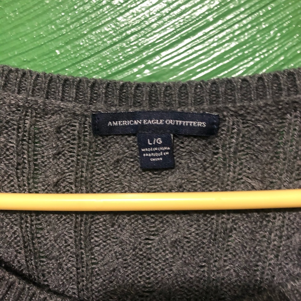 American eagle sweater
